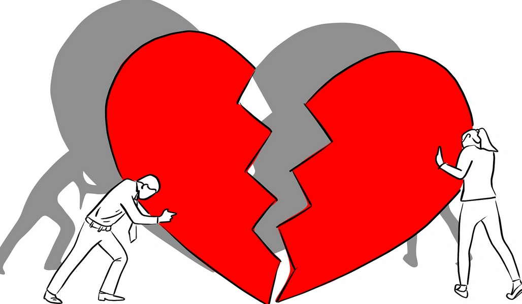 离婚贷款房子怎么分？